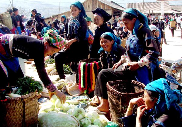 du lịch lào cai, du lịch y tý, khám phá lào cai, y tý, khám phá y tý - bản làng trong mây