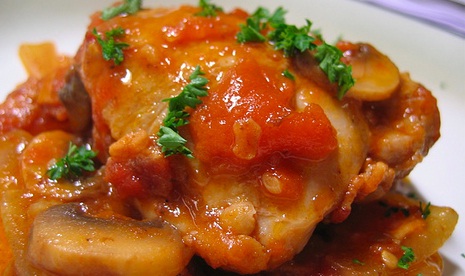 Thịt gà chế biến kiểu Ý: Gà hầm