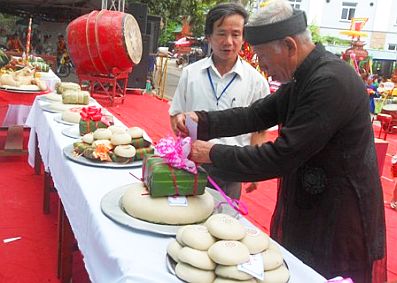 Thanh Hóa: Tưng bừng lễ hội bánh chưng, bánh dày