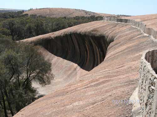 Wave Rock - Kì quan thiên nhiên của Tây Úc