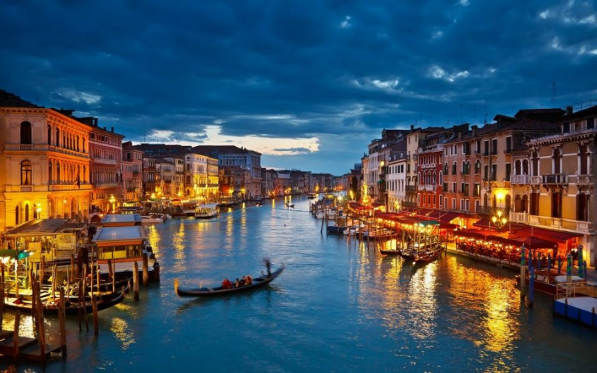 Khám phá vẻ đẹp của nữ hoàng biển Adriatic - Venice