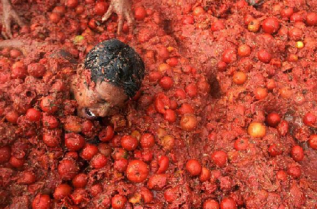 Phấn khích với Lễ hội cà chua tại Colombia