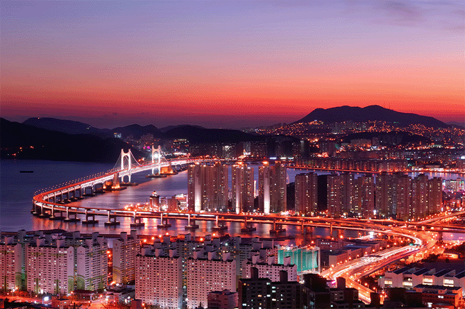 Du ngoạn trên phố cảng Busan