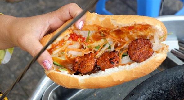 Hành trình ẩm thực - Lót dạ với những món ăn sáng ngon nhất Sài Gòn