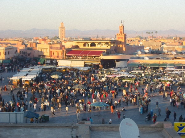 huyền bí 'thành phố đỏ' ở morroco