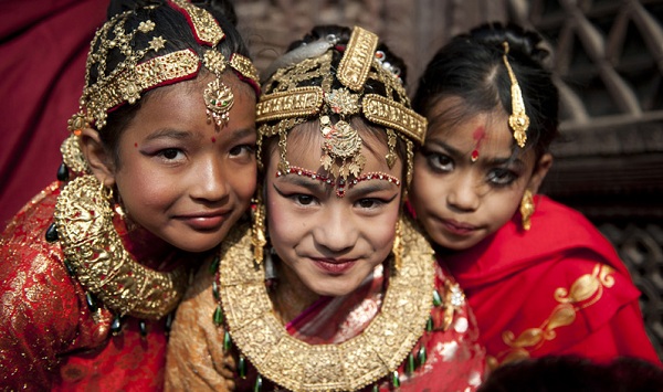 Tròn mắt tham dự lễ cưới trái cây ở Nepal