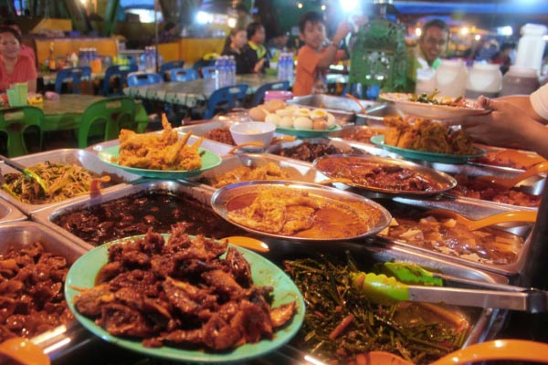 Lang thang thưởng thức ẩm thực chợ đêm Malaysia