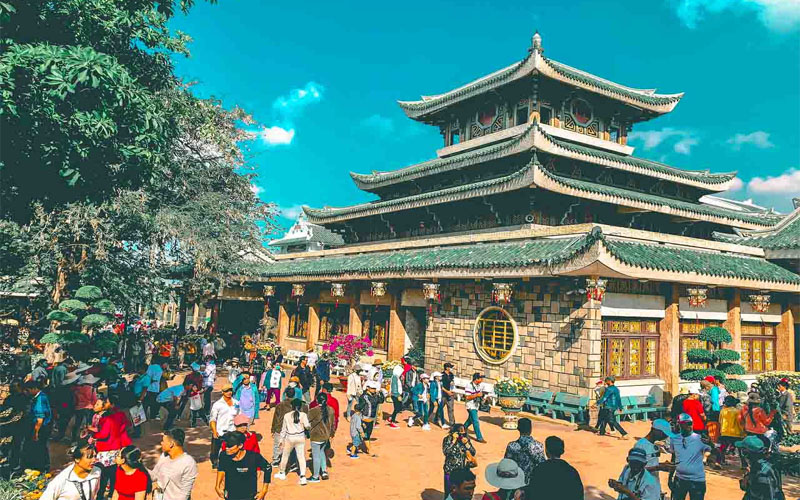Khám phá 10 địa điểm du lịch hấp dẫn tại An Giang thu hút du khách