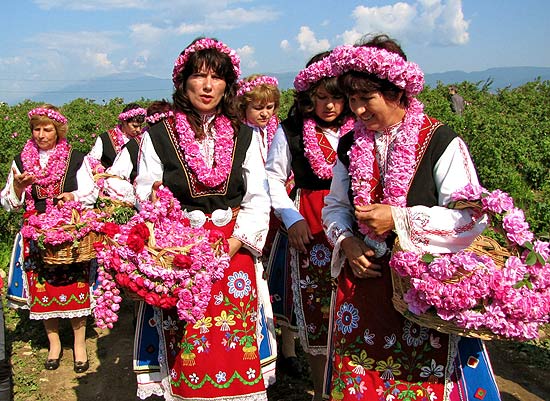 Rộn ràng lễ hội hoa hồng ở Bulgary