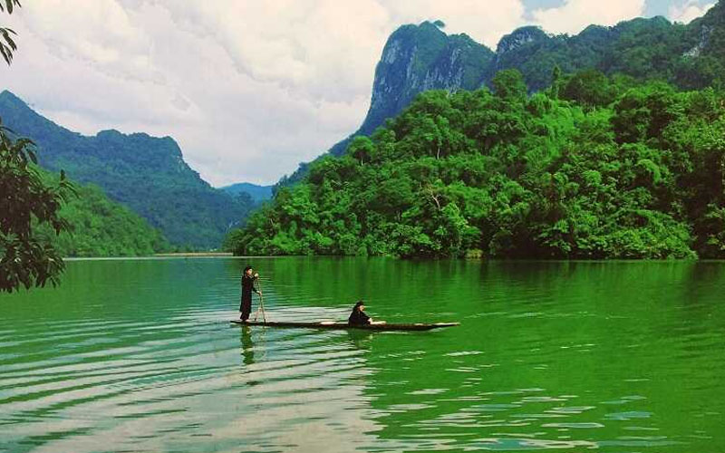 Lưu ngay toàn tập cẩm nang về kinh nghiệm du lịch Hồ Ba Bể