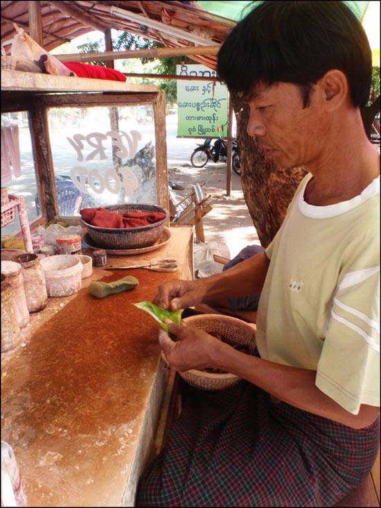 những phong tục lạ chỉ có ở myanmar