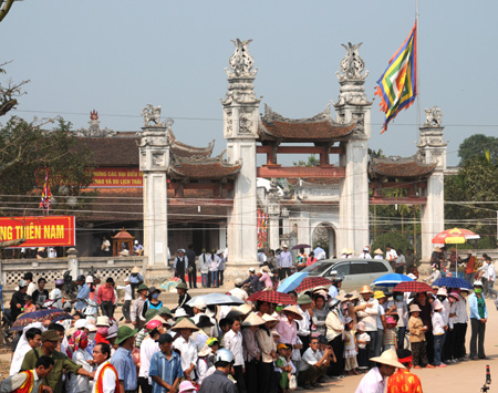 Chuẩn bị tổ chức lễ hội Đền Trần năm 2013 ở Thái Bình