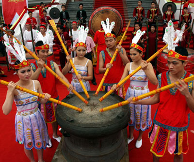 Tích cực chuẩn bị tổ chức Lễ hội đền Hùng 2013