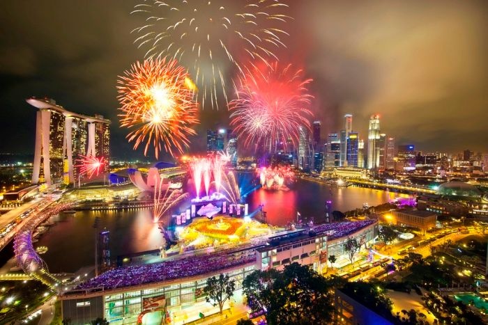 disneyland, dubai, opera sydney, singapore, thế giới đó đây, trình diễn pháo hoa, những màn trình diễn pháo hoa giao thừa hoành tráng nhất thế giới