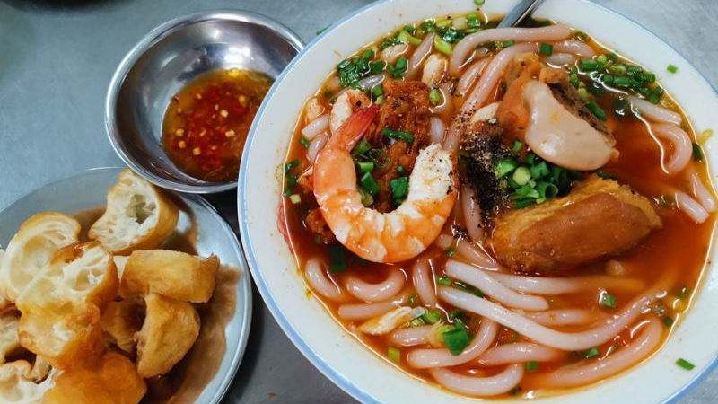 quán bánh canh quận 10, quán ăn ngon, quán ăn ngon tphcm, quận 10, quán ăn ngon quận 10, quán ăn ngon sài gòn, 10 quán bánh canh ngon, nổi tiếng nhất quận 10