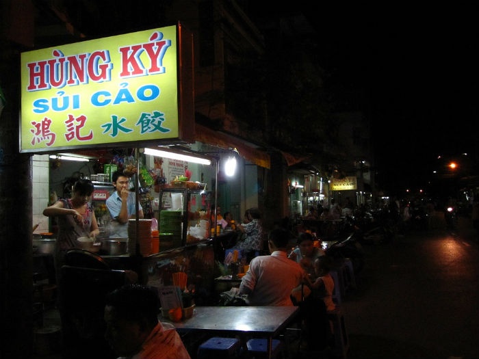 Du hí đến những con phố ẩm thực nổi tiếng đất Sài Thành