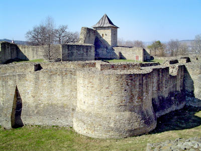 hấp dẫn với những lâu đài xứ rumani