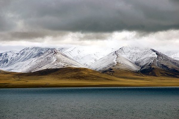 mạo hiểm khám phá những hồ nước cao nhất trái đất