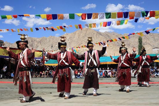 cảnh đẹp mê hồn của vùng đất tây tạng