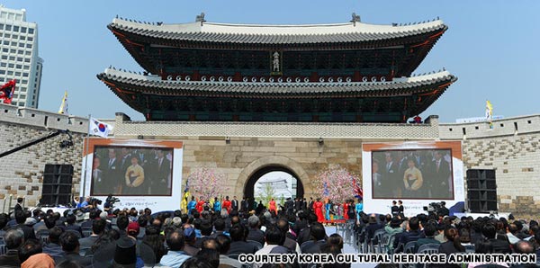 Hàn Quốc: Sungnyemun 600 tuổi mở cửa đón khách
