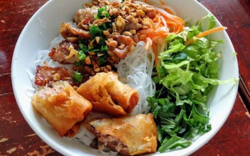 quán bún thịt nướng ngon ở quận 1, 10 quán bún thịt nướng ngon ngất ngây ở quận 1