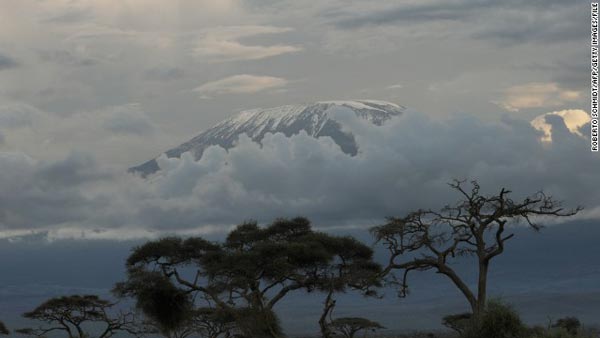 Chinh phục 7 đỉnh núi hùng vĩ nhất châu Phi