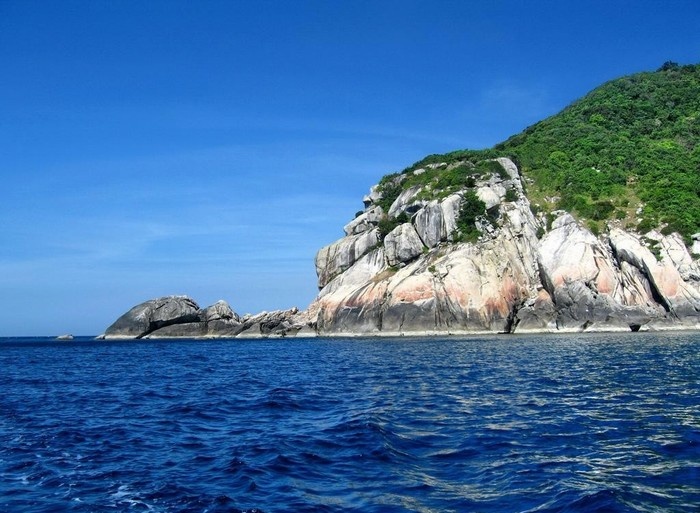 Vẻ đẹp thiên đường khó cưỡng của biển Cù Lao Chàm