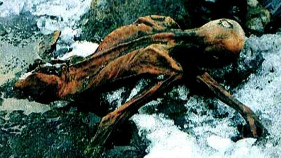 Lời nguyền xác ướp Otzi 5000 tuổi trên đỉnh Alps