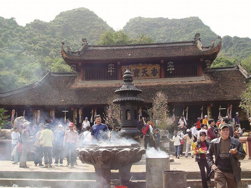 lễ hội chùa hương-đẹp thay văn hóa việt là đây!
