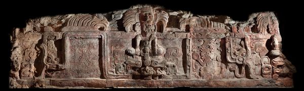 Tìm thấy bức phù điêu lớn từ đế chế Maya