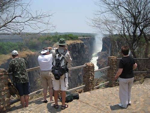 livingstone: địa điểm du lịch đẹp nhất zambia