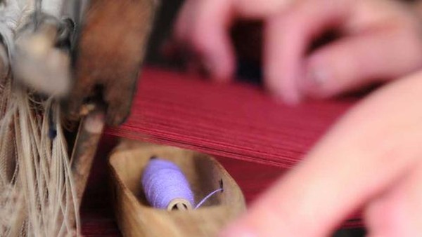 Đặc sắc nghề dệt lụa truyền thống ở Lào