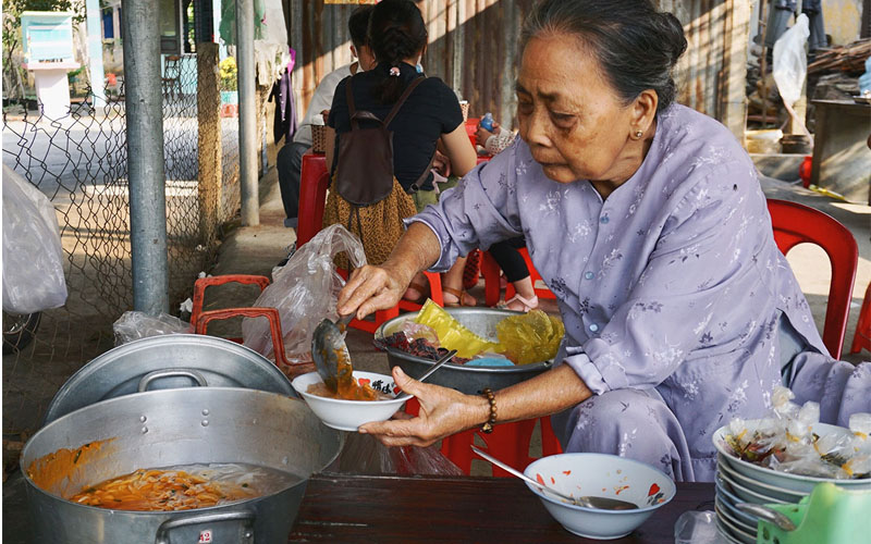 quán bún bò ngon tại quận 11, 10 quán bún bò ngon nức tiếng nhất quận 11