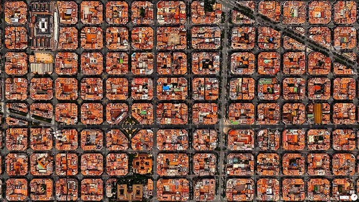 barcelona, du lịch nước ngoài, thế giới đó đây, vạn lý trường thành, venice, địa danh trên thế giới, amazon, thế giới kỳ lạ qua những hình ảnh từ vệ tinh