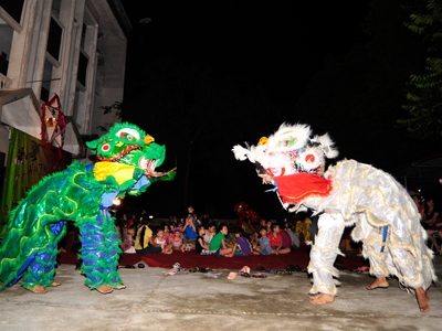 Lung linh lễ hội đường phố ở Hà Giang