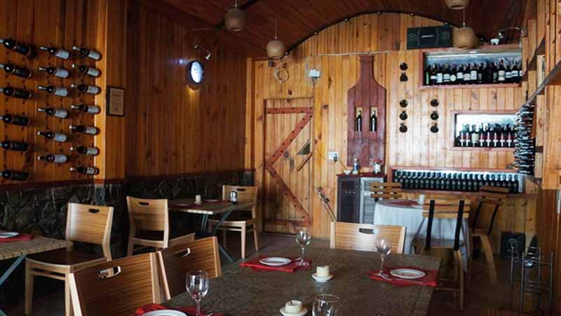 kinh nghiệm hay tại bachhoaxanh, 10 nhà hàng hầm rượu nổi tiếng ở sài gòn