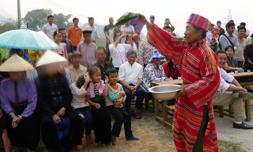 Người Thái trắng với lễ hội cầu mưa tỉnh Sơn La