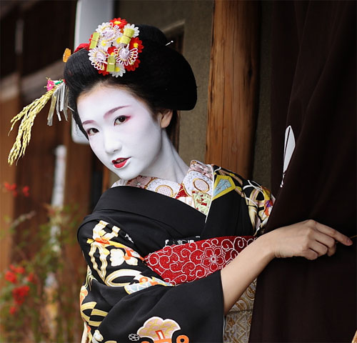 Nghệ thuật làm đẹp của Geisha Nhật