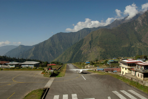 Hãi hùng sân bay Tenzing-Hillary, Nepal