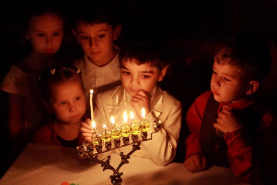 lung linh lễ hội ánh sáng của người do thái