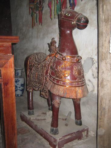 năm ngọ nói chuyện ngựa: tượng ngựa trong các ngôi chùa cổ bắc bộ