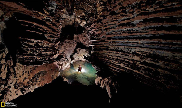 thám hiểm 5 hang động ấn tượng nhất thế giới