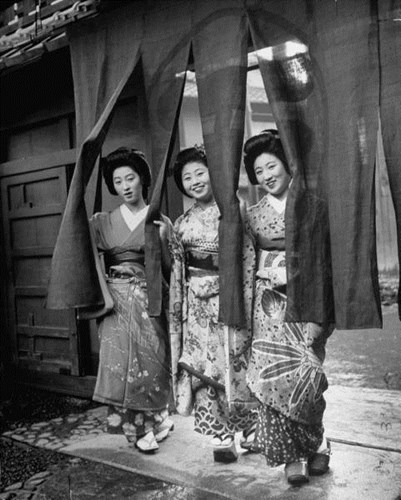 ảnh hiếm về cuộc sống của geisha năm 1946