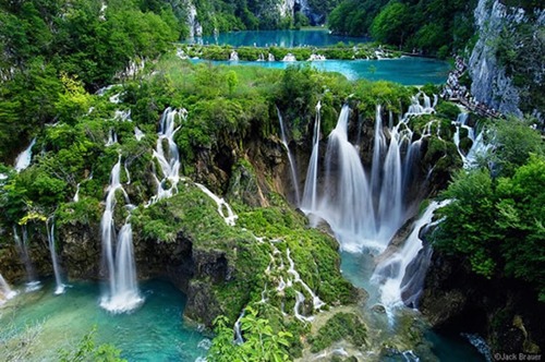 ngắm những thác nước có vẻ đẹp khó tin