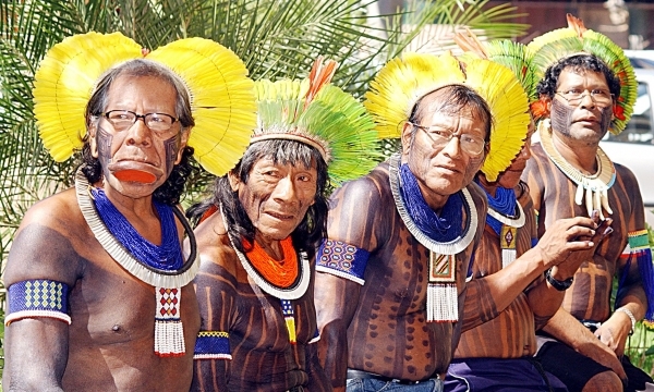 amazon, khám phá tập tục 5 bộ tộc kỳ dị nhất thế giới