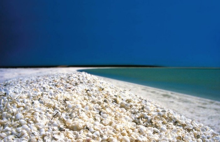 bãi biển đẹp, du lịch biển, du lịch nước ngoài, khám phá thế giới, 12 loại bãi biển kỳ lạ nhất hành tinh