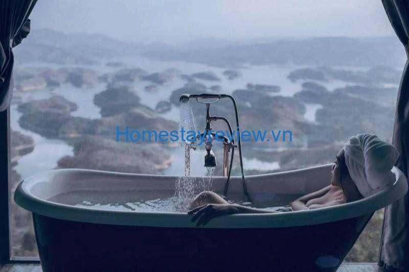Tà Đùng Topview Homestay: View hồ đẹp “triệu like” vạn người mê