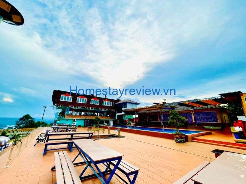 Tà Đùng Topview Homestay: View hồ đẹp “triệu like” vạn người mê