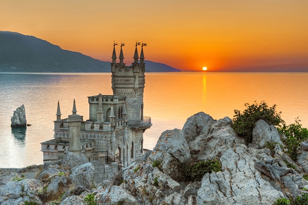 Ngây ngất 5 lâu đài lãng mạn nhất châu Âu