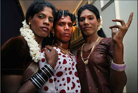 Lạ lẫm lễ hội dành cho người chuyển giới ở Ấn Độ
